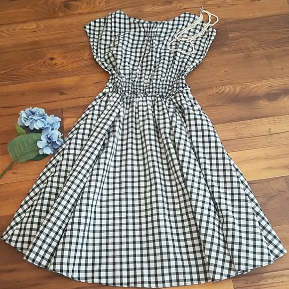 Zara Dresses & Skirts - ZARA Black/White checker Dress